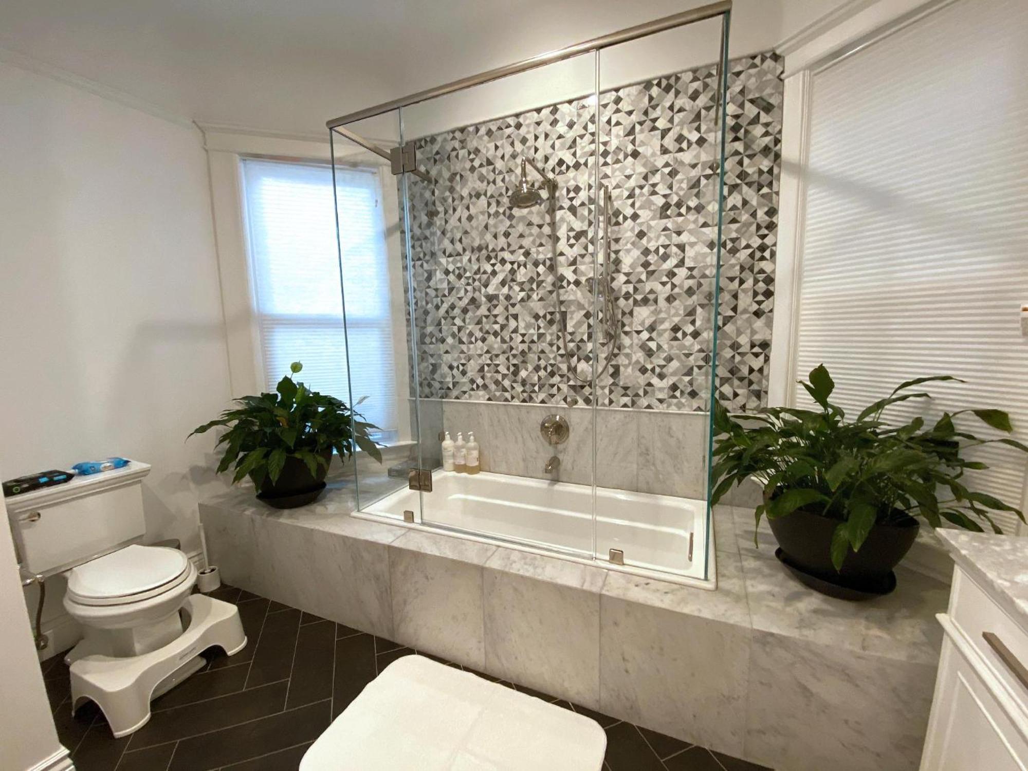 4br2ba Remodeled In The Heart Of The Castro! *