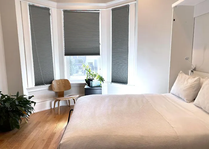 4Br2Ba Remodeled Home In The Heart Of The Castro!